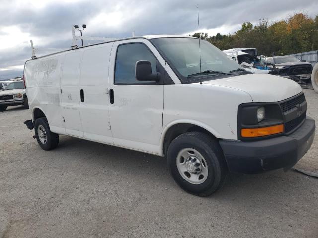 Photo 3 VIN: 1GCWGBFF3G1137452 - CHEVROLET EXPRESS G2 