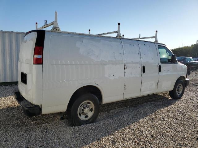 Photo 2 VIN: 1GCWGBFF3G1327932 - CHEVROLET EXPRESS G2 