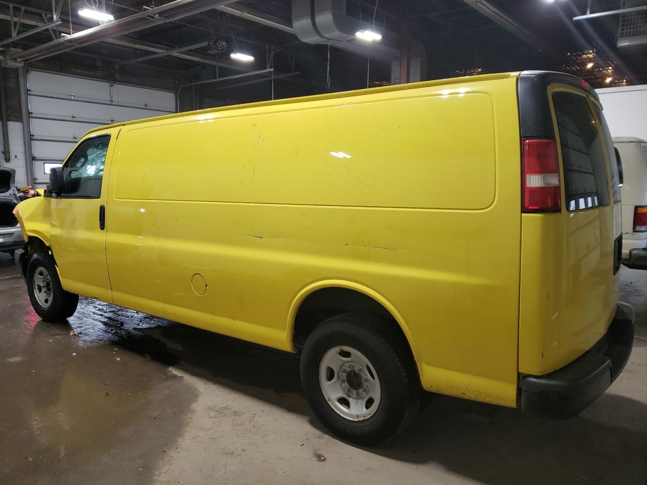 Photo 1 VIN: 1GCWGBFF5H1248196 - CHEVROLET EXPRESS G2 