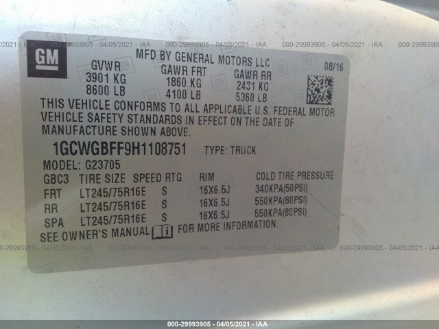 Photo 8 VIN: 1GCWGBFF9H1108751 - CHEVROLET EXPRESS CARGO VAN 