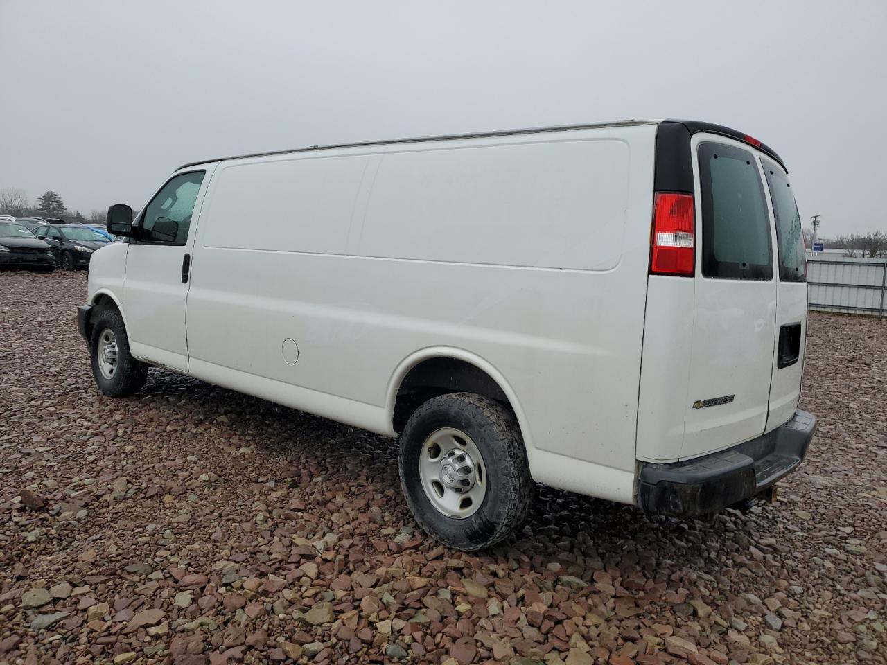 Photo 1 VIN: 1GCWGBFG0H1139041 - CHEVROLET EXPRESS 