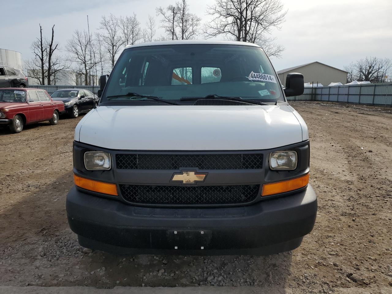 Photo 4 VIN: 1GCWGBFG0H1139041 - CHEVROLET EXPRESS 