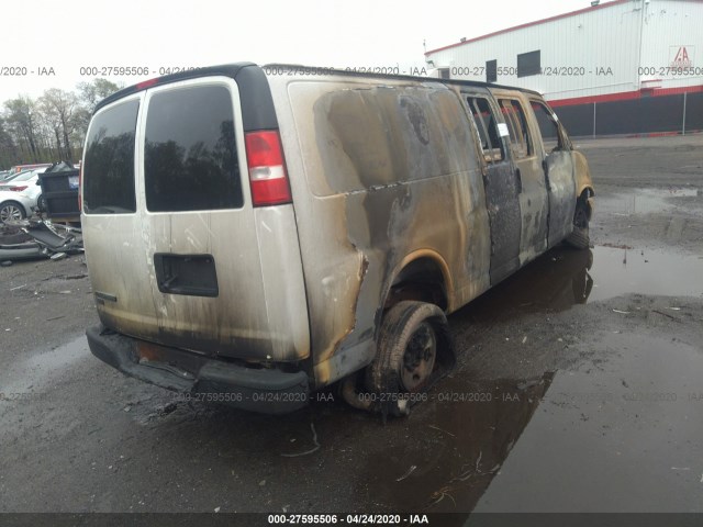 Photo 3 VIN: 1GCWGBFG2L1151510 - CHEVROLET EXPRESS CARGO VAN 