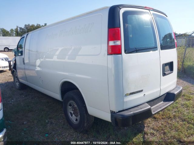 Photo 2 VIN: 1GCWGBFG5J1311957 - CHEVROLET EXPRESS 