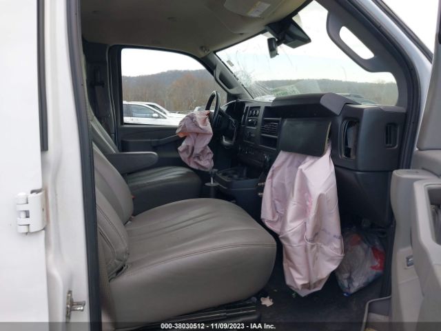 Photo 4 VIN: 1GCWGBFG5L1246630 - CHEVROLET EXPRESS CARGO 