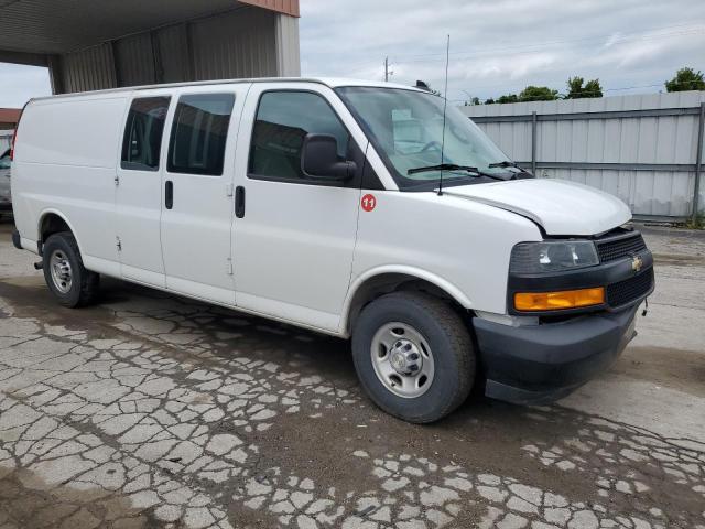 Photo 3 VIN: 1GCWGBFG5L1256963 - CHEVROLET EXPRESS 