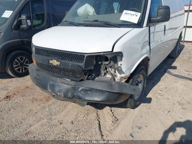 Photo 5 VIN: 1GCWGBFG6G1299441 - CHEVROLET EXPRESS 