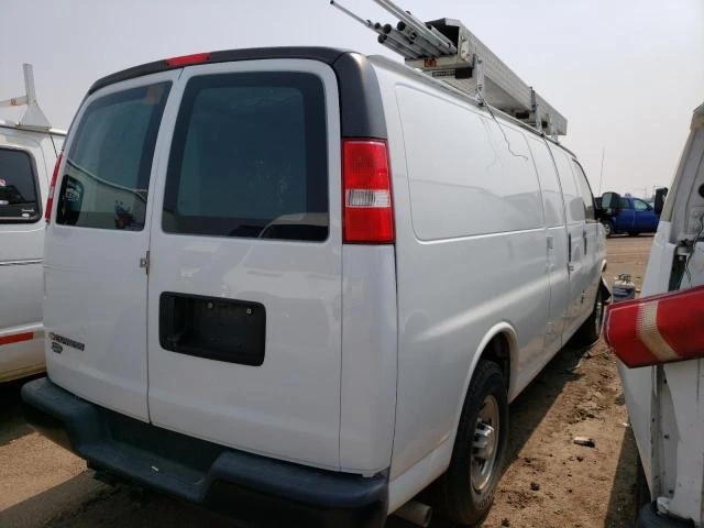 Photo 2 VIN: 1GCWGBFG9L1174170 - CHEVROLET EXPRESS G2 