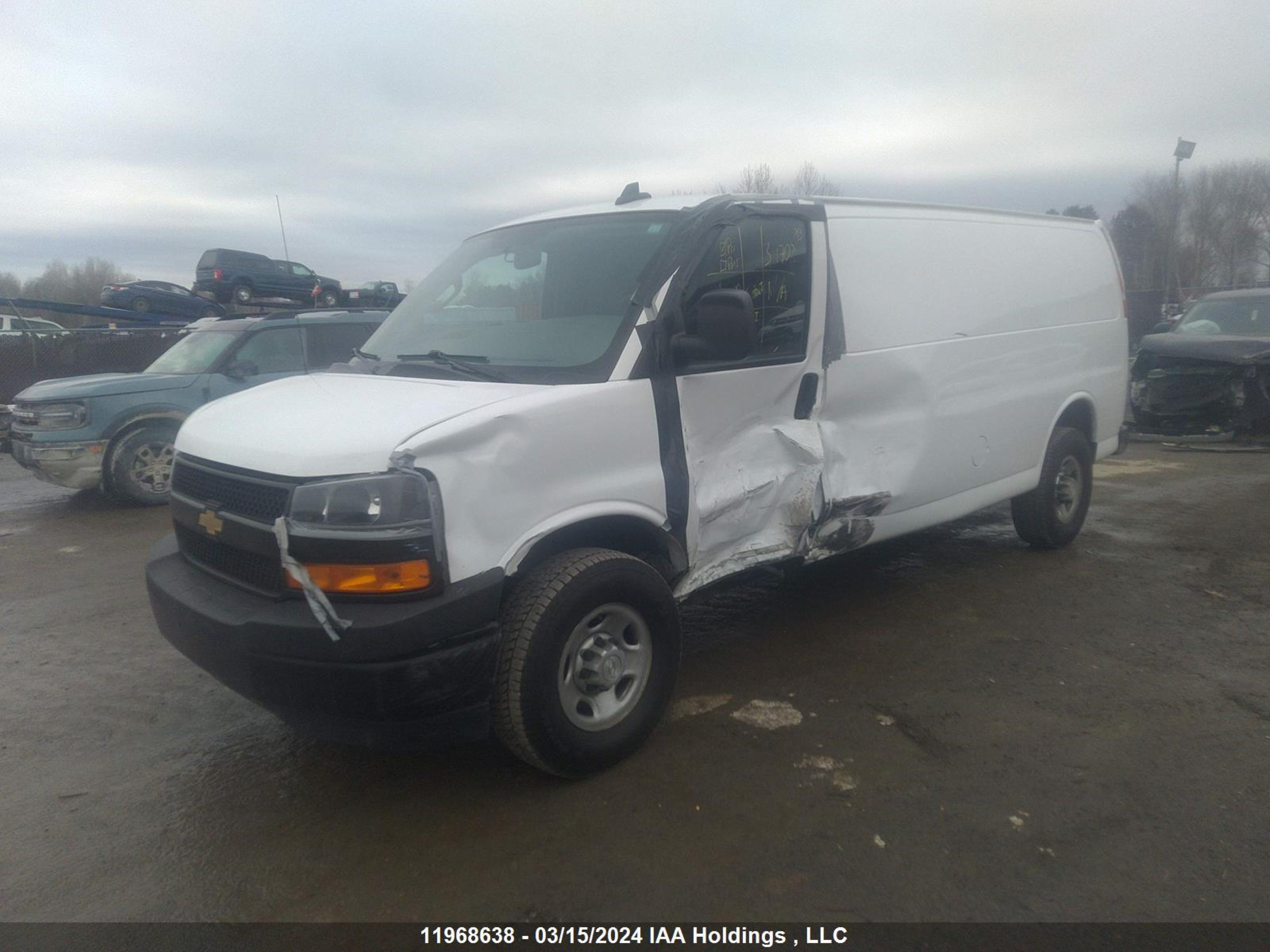 Photo 5 VIN: 1GCWGBFP0J1216142 - CHEVROLET EXPRESS 