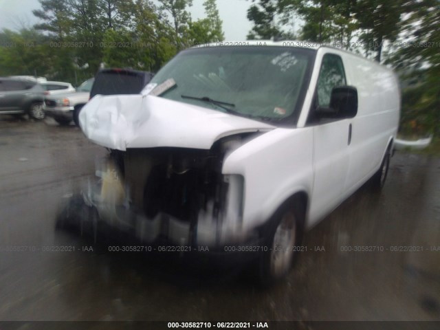 Photo 1 VIN: 1GCWGBFP2J1333236 - CHEVROLET EXPRESS CARGO VAN 