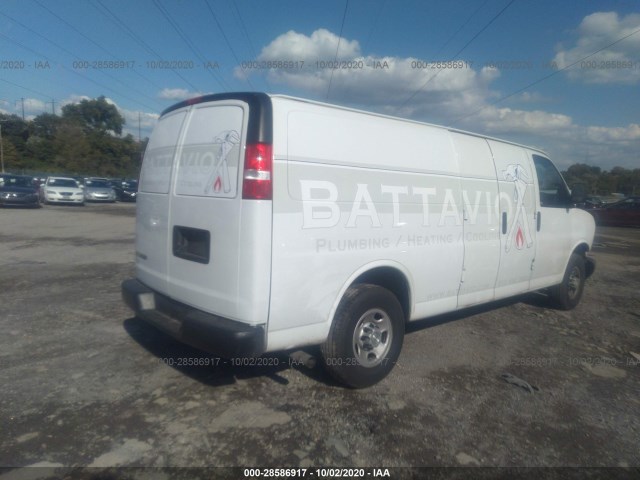 Photo 3 VIN: 1GCWGBFP2K1164126 - CHEVROLET EXPRESS CARGO VAN 