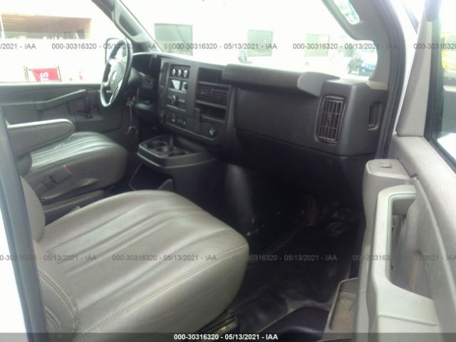 Photo 4 VIN: 1GCWGBFP2K1282192 - CHEVROLET EXPRESS CARGO VAN 