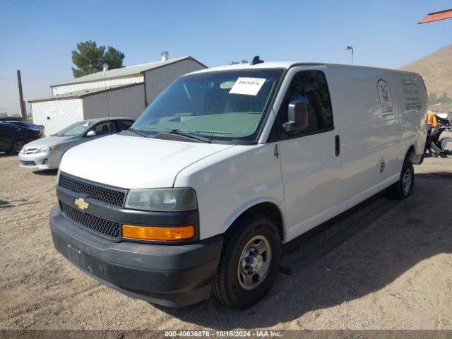 Photo 1 VIN: 1GCWGBFP3J1343385 - CHEVROLET EXPRESS 