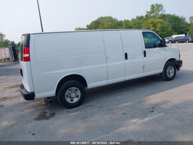 Photo 3 VIN: 1GCWGBFP5M1256589 - CHEVROLET EXPRESS 