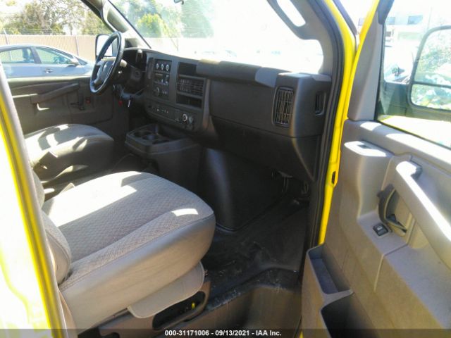 Photo 4 VIN: 1GCWGBFP6K1297522 - CHEVROLET EXPRESS CARGO VAN 