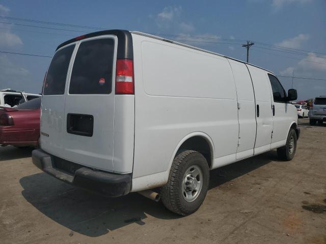 Photo 2 VIN: 1GCWGBFP7J1256153 - CHEVROLET EXPRESS G2 