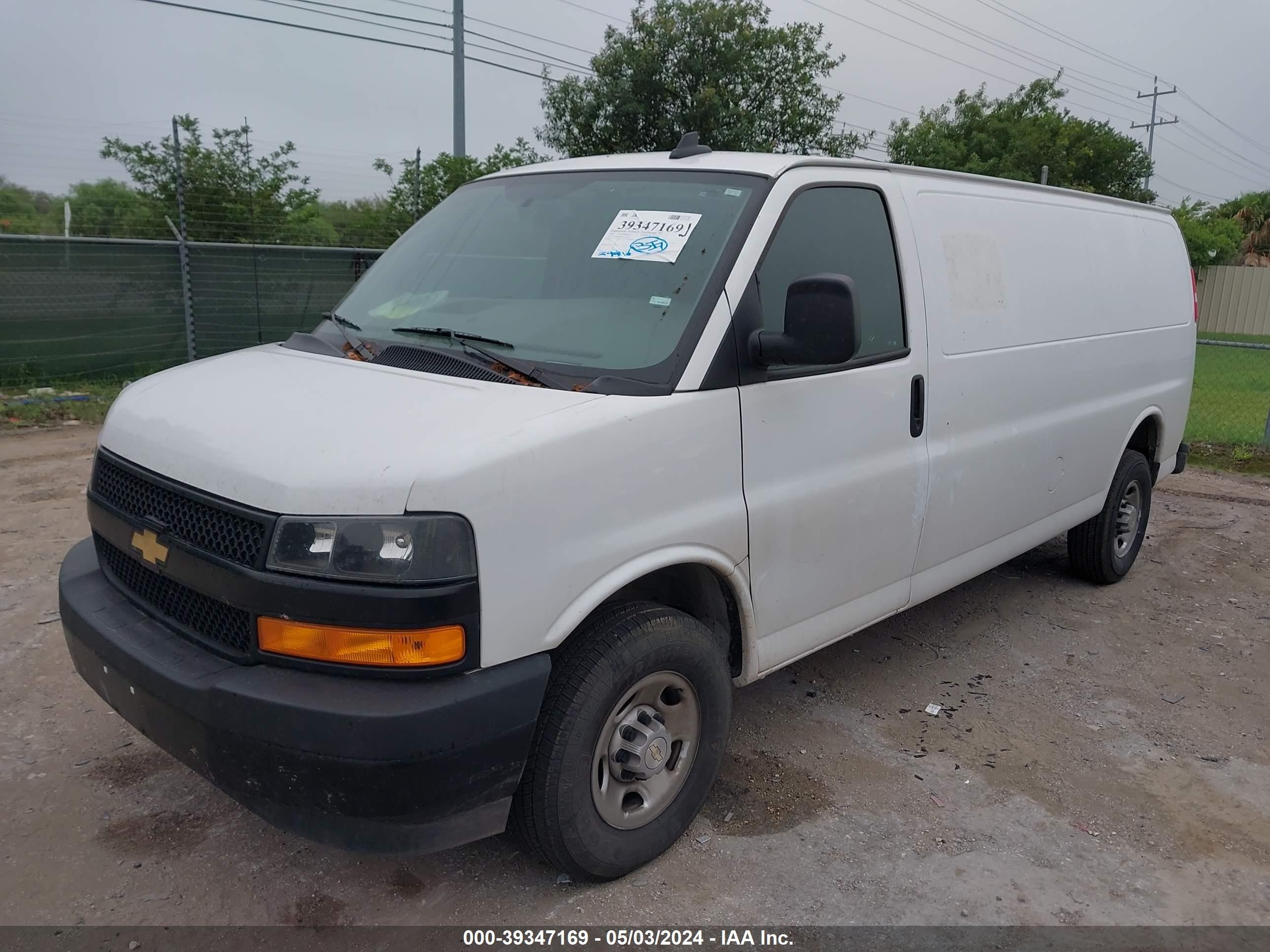 Photo 1 VIN: 1GCWGBFP7N1235065 - CHEVROLET EXPRESS 