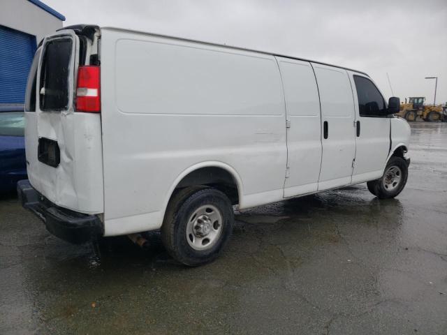 Photo 2 VIN: 1GCWGBFP9J1303845 - CHEVROLET EXPRESS 