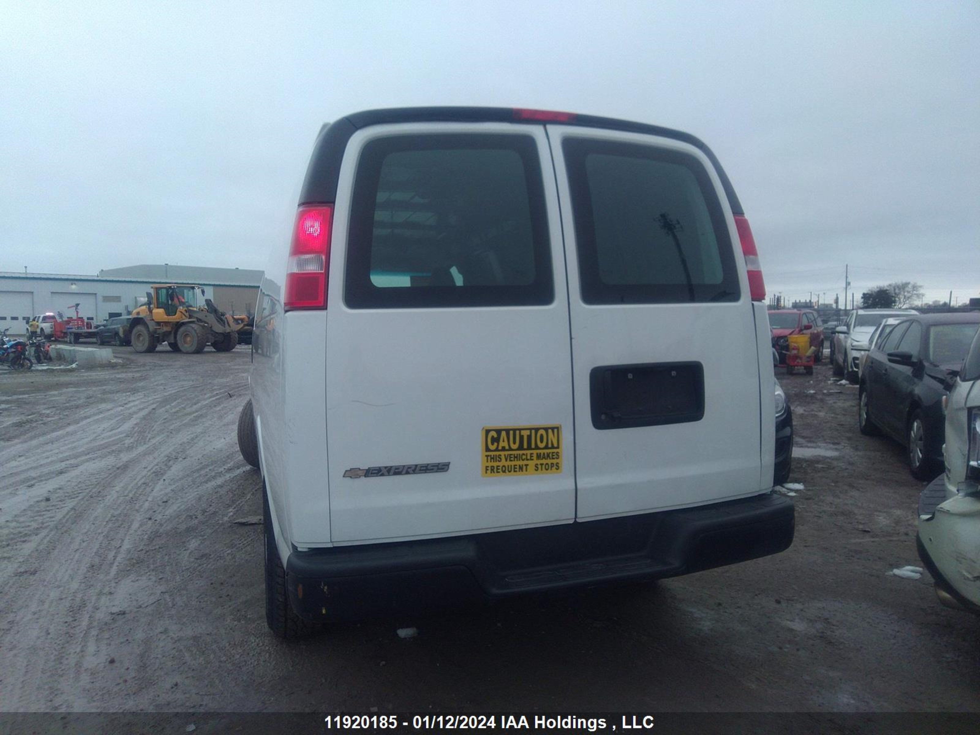 Photo 2 VIN: 1GCWGBFP9M1179337 - CHEVROLET EXPRESS 