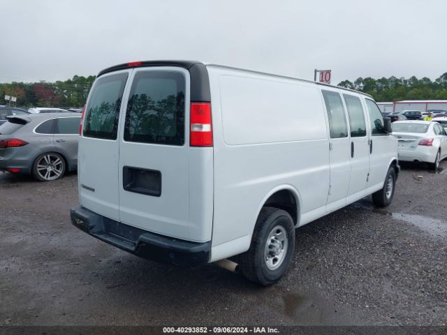 Photo 3 VIN: 1GCWGBFPXK1338847 - CHEVROLET EXPRESS 