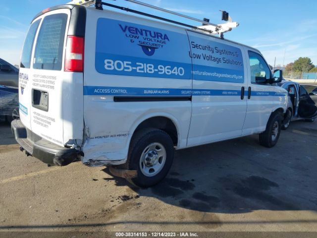 Photo 3 VIN: 1GCWGFBA0B1173576 - CHEVROLET EXPRESS 2500 