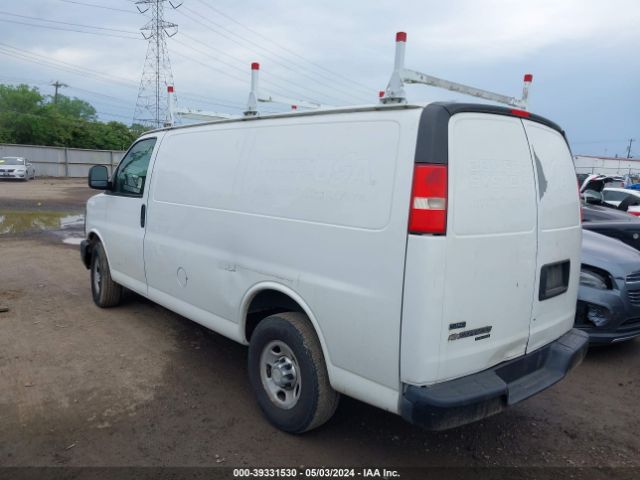 Photo 2 VIN: 1GCWGFBA0C1104744 - CHEVROLET EXPRESS G2500 