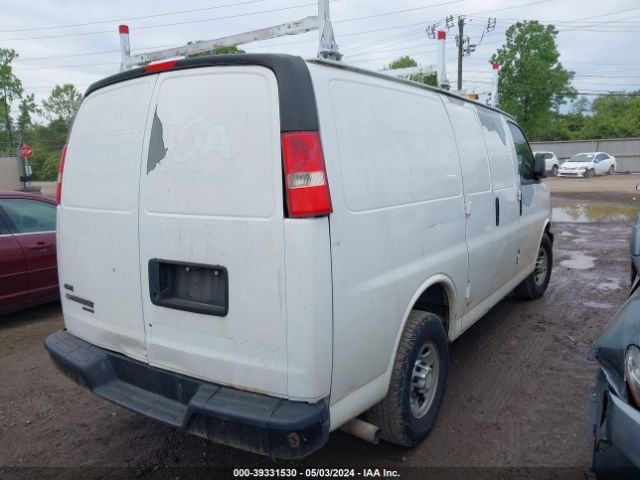 Photo 3 VIN: 1GCWGFBA0C1104744 - CHEVROLET EXPRESS G2500 