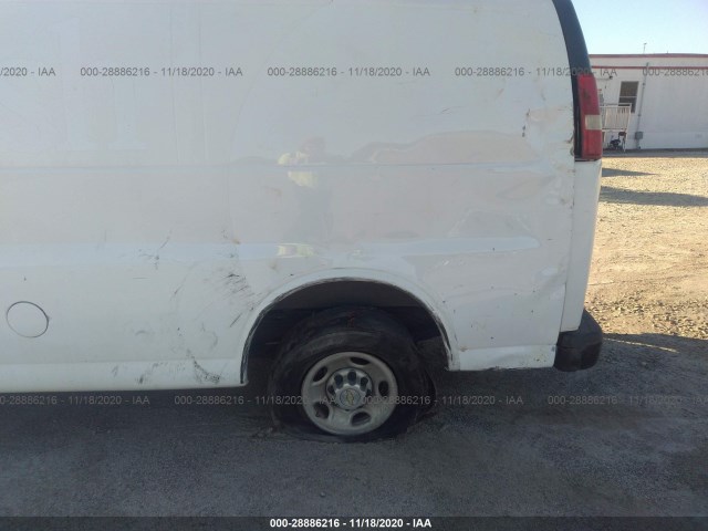 Photo 5 VIN: 1GCWGFBA0D1187271 - CHEVROLET EXPRESS CARGO VAN 