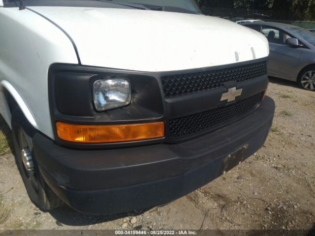 Photo 5 VIN: 1GCWGFBA1C1152043 - CHEVROLET EXPRESS CARGO VAN 