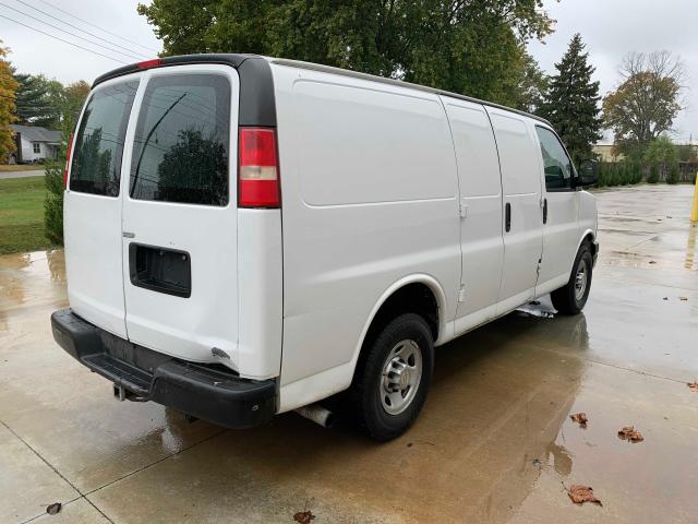 Photo 3 VIN: 1GCWGFBA2B1174387 - CHEVROLET EXPRESS G2 