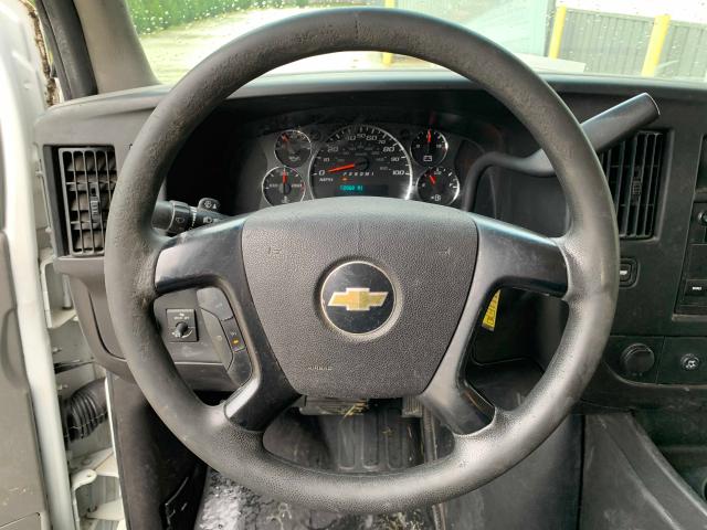 Photo 8 VIN: 1GCWGFBA2B1174387 - CHEVROLET EXPRESS G2 