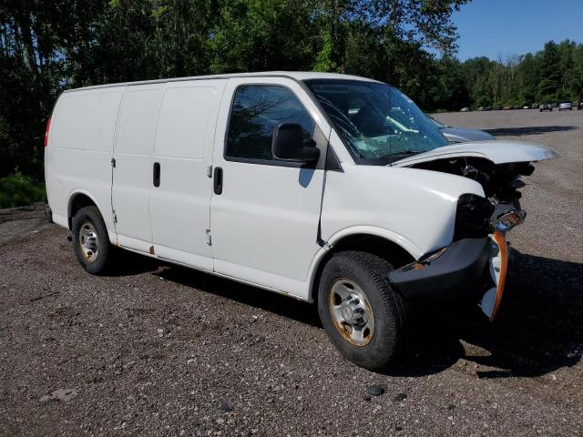 Photo 3 VIN: 1GCWGFBA2C1111257 - CHEVROLET EXPRESS G2 