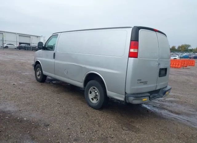 Photo 2 VIN: 1GCWGFBA3B1179923 - CHEVROLET EXPRESS CARGO VAN 