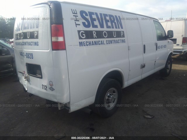 Photo 3 VIN: 1GCWGFBA3E1113246 - CHEVROLET EXPRESS CARGO VAN 