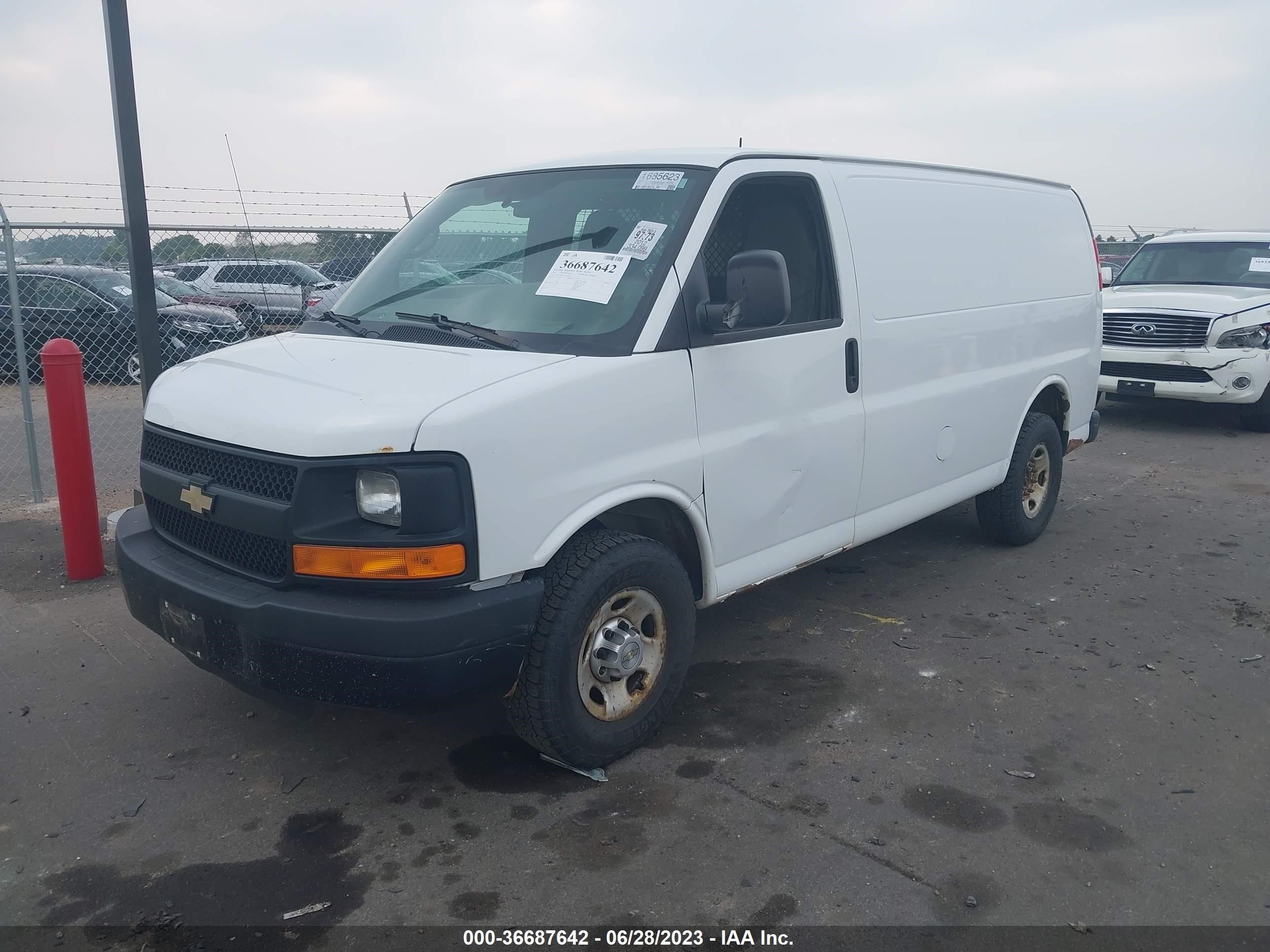 Photo 1 VIN: 1GCWGFCA0C1192788 - CHEVROLET EXPRESS 