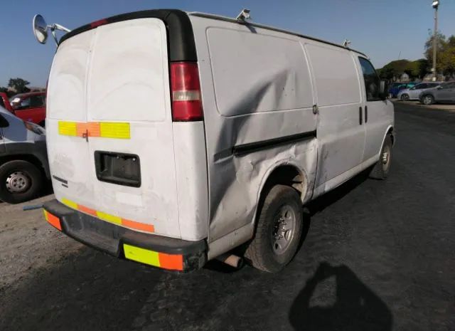 Photo 3 VIN: 1GCWGFCA0D1141275 - CHEVROLET EXPRESS CARGO VAN 