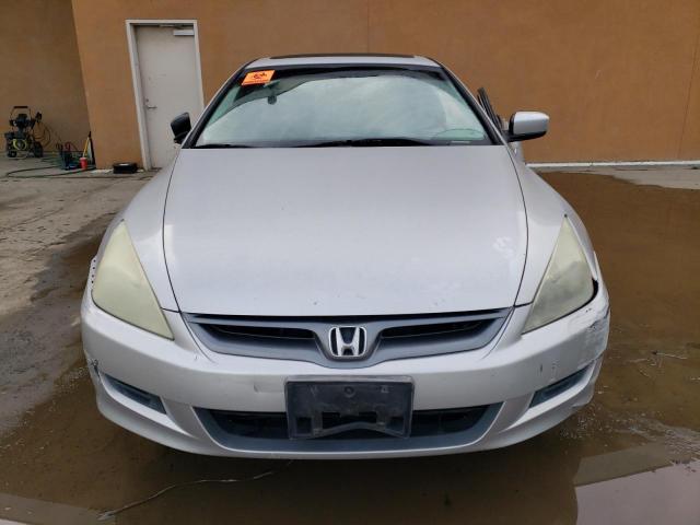 Photo 4 VIN: 1GCWGFCA0E1210113 - HONDA ACCORD 