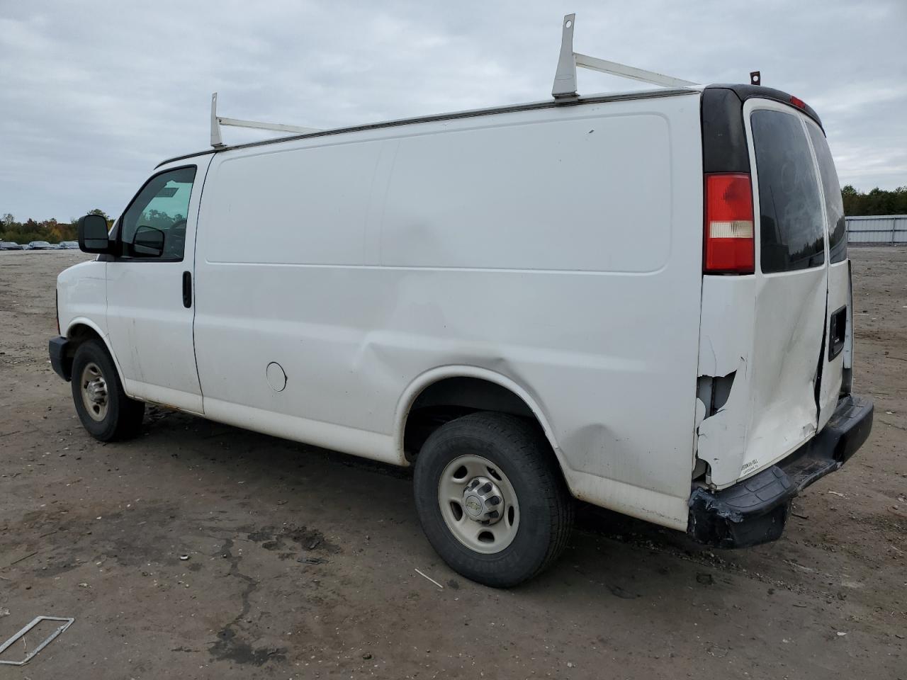 Photo 1 VIN: 1GCWGFCA1C1131207 - CHEVROLET EXPRESS 