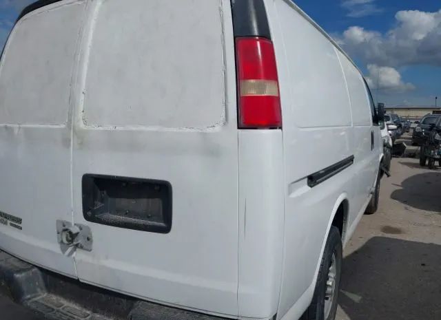 Photo 3 VIN: 1GCWGFCA1C1199751 - CHEVROLET EXPRESS CARGO VAN 