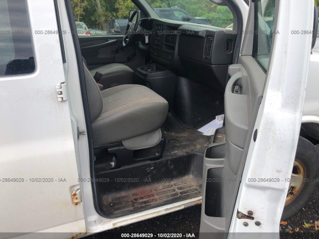 Photo 4 VIN: 1GCWGFCA1D1101903 - CHEVROLET EXPRESS CARGO VAN 