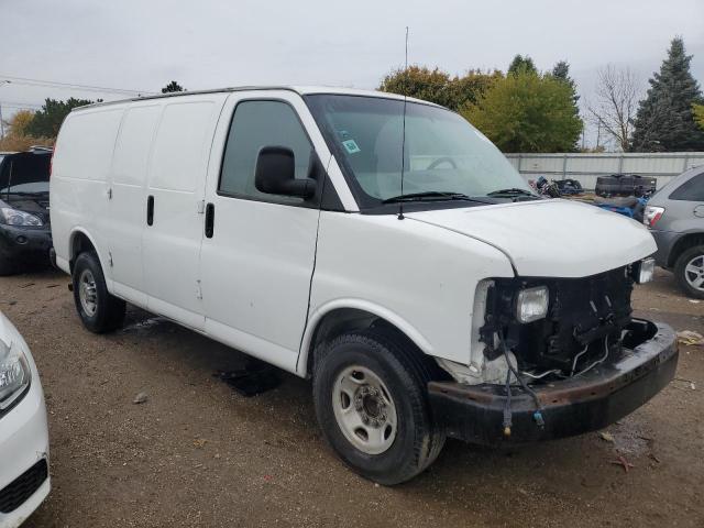 Photo 3 VIN: 1GCWGFCA2C1201233 - CHEVROLET EXPRESS 