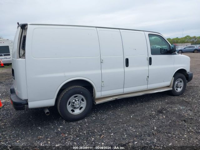 Photo 3 VIN: 1GCWGFCA2D1101005 - CHEVROLET EXPRESS 2500 