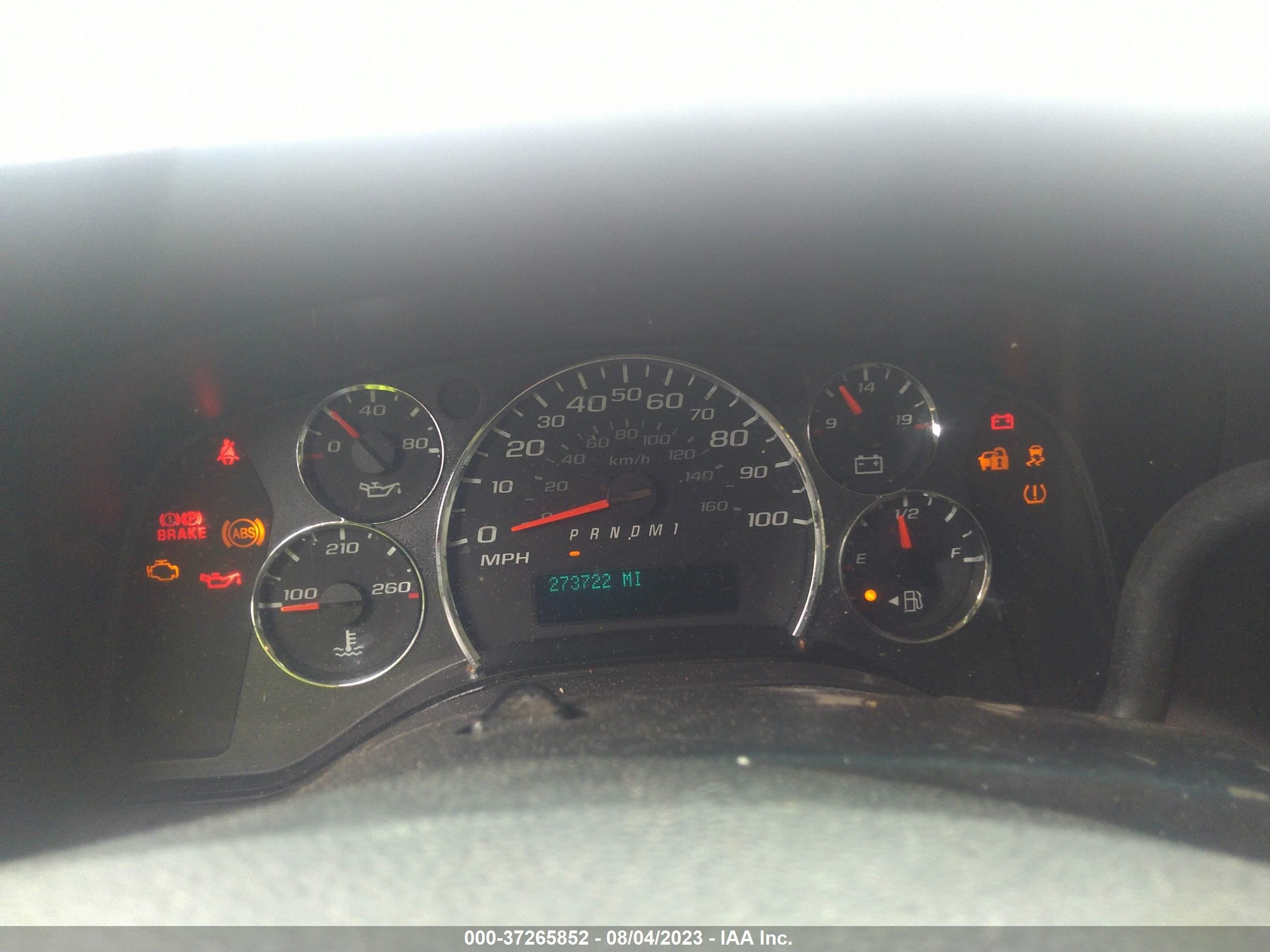 Photo 6 VIN: 1GCWGFCA3B1117646 - CHEVROLET EXPRESS 