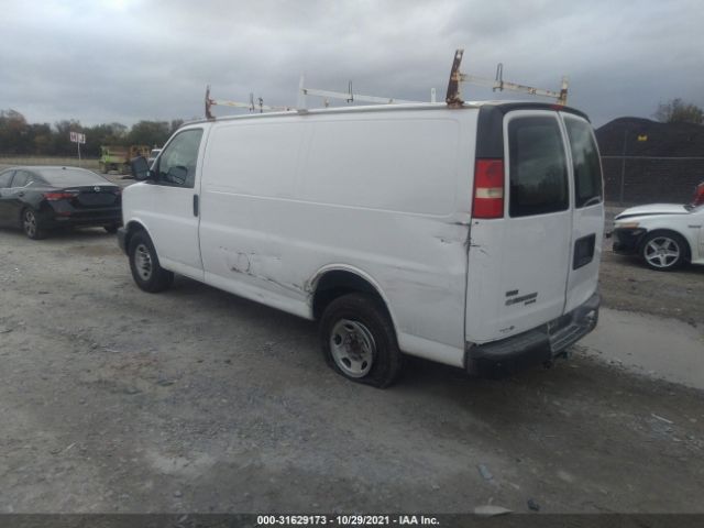 Photo 2 VIN: 1GCWGFCA3B1131420 - CHEVROLET EXPRESS CARGO VAN 