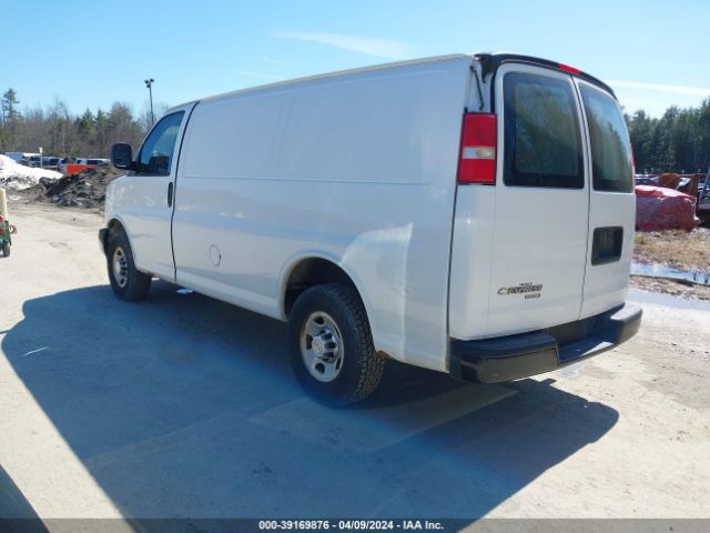 Photo 2 VIN: 1GCWGFCA3C1170476 - CHEVROLET EXPRESS 