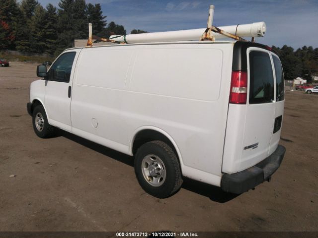 Photo 2 VIN: 1GCWGFCA4E1208641 - CHEVROLET EXPRESS CARGO VAN 