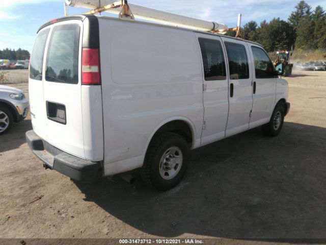 Photo 3 VIN: 1GCWGFCA4E1208641 - CHEVROLET EXPRESS CARGO VAN 