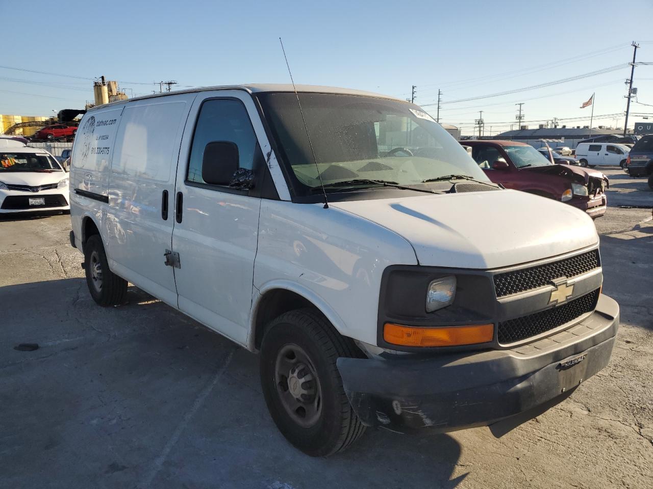 Photo 3 VIN: 1GCWGFCA5C1194326 - CHEVROLET EXPRESS 