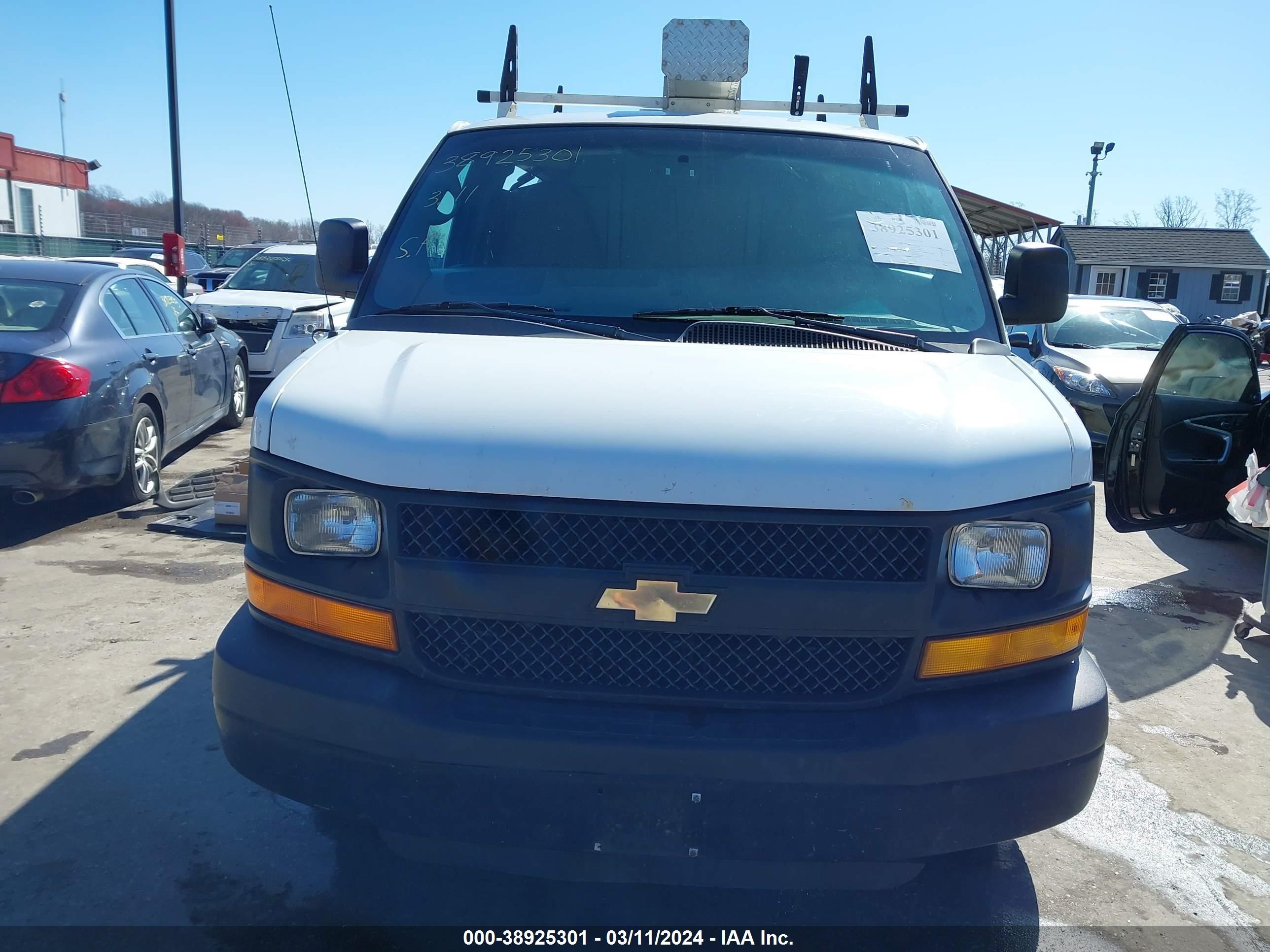 Photo 12 VIN: 1GCWGFCA5D1151218 - CHEVROLET EXPRESS 