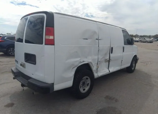 Photo 3 VIN: 1GCWGFCA5E1201553 - CHEVROLET EXPRESS CARGO VAN 